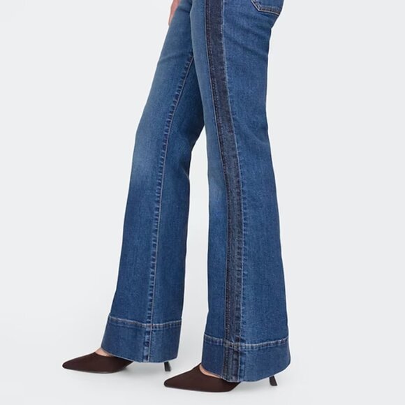 NWOT - GAP - High Rise '70s Flare Jeans -29 Petite | Medium indigo - Picture 4 of 9